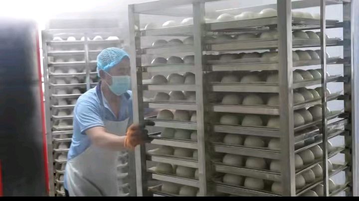 志愿入企送政策 特色食品拓新途（图2）