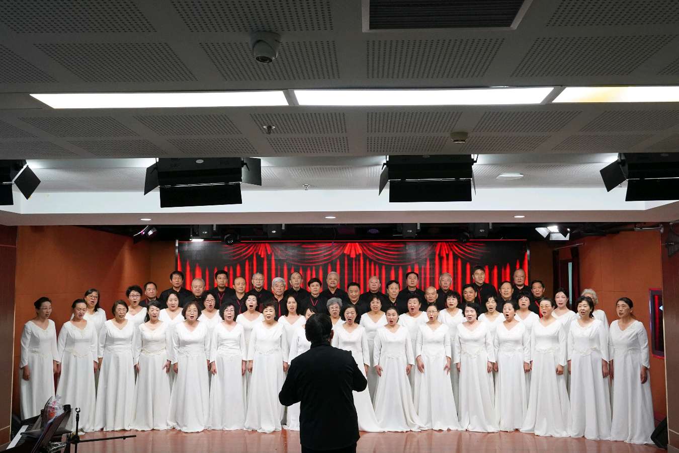 《弦歌贺新岁 艺韵暖寒冬》主播:李延廷;编辑:开心快乐【运河之春】(第222期)(图4)