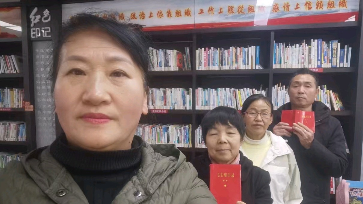 缅怀伟人足迹 传承红色力量——五圣兴志愿者纪念毛主席诞辰132周年