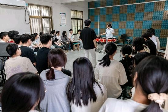 河南叶县巴韵艺考：艺术教育为桥 点亮学子梦想（图2）