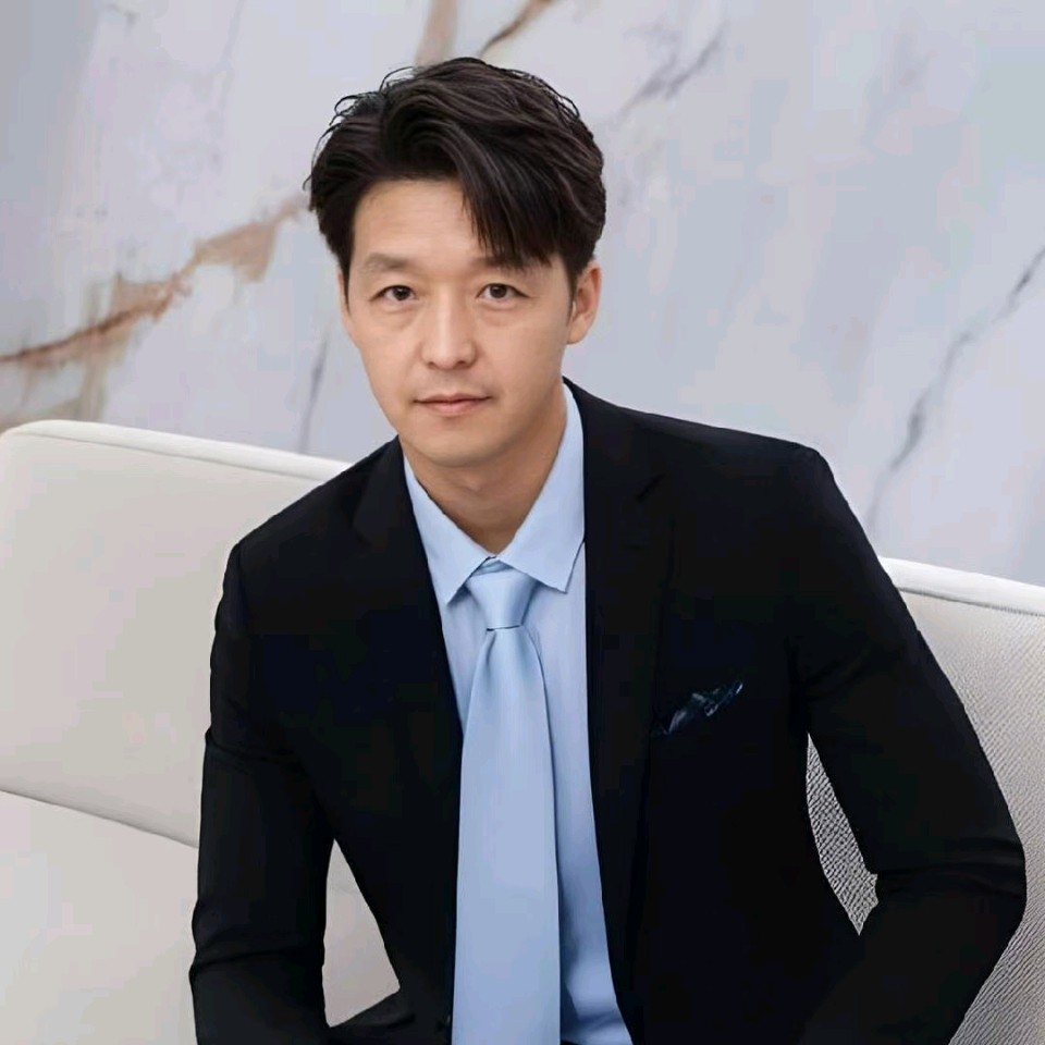 量子诗歌·文同文化社“名篇·名家·名评”系列之蓝色城堡(橡皮)老师的现代诗《黄昏，树上一只鸬鹚》（图8）
