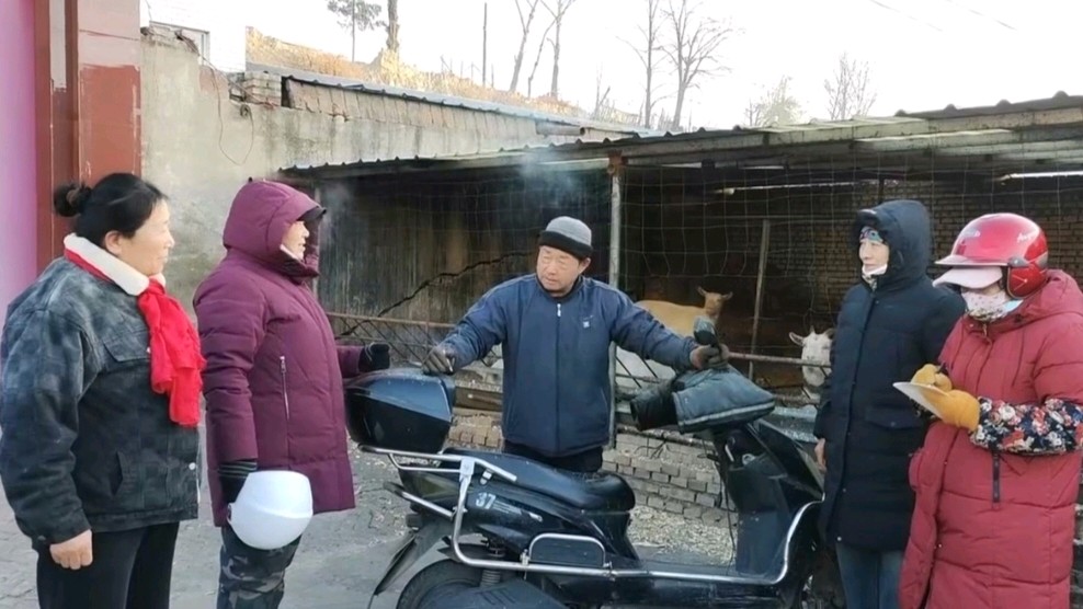 志愿走访听民声 政策赋能助农兴