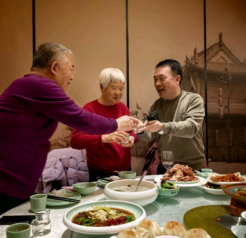 【老兵情怀】张富贵：乙巳冰月战友文友西安欢聚•辞旧迎新联谊活动圆满结束（组诗6首）张文平：乙巳腊月随感*北京头条.都市头条发布！（图14）