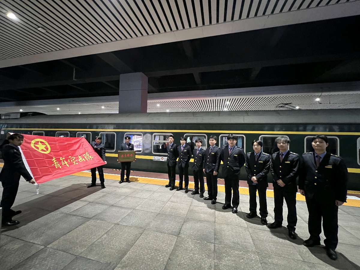 「春运快讯」涪陵工务段关团联手战春运之二（图5）