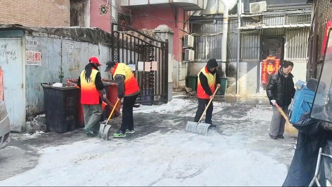 除雪护行暖人心 志愿服务迎新春（图3）