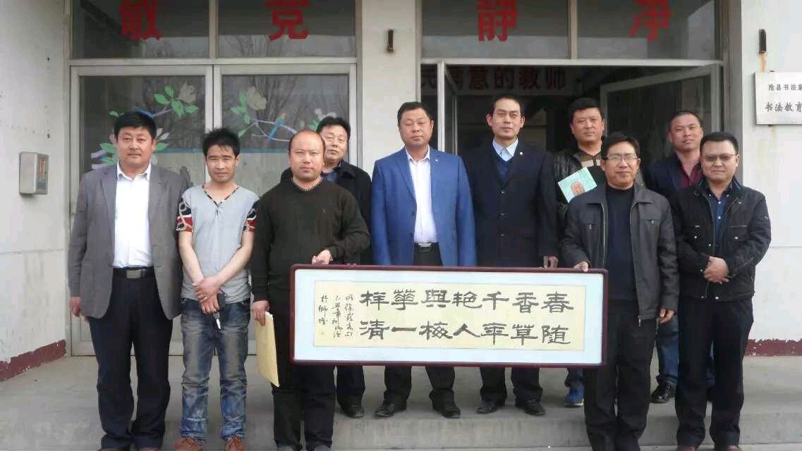 【都市头条向幸福出发编辑部】第15012期 赞如月先生 文/浩素 主播 浩素（图8）