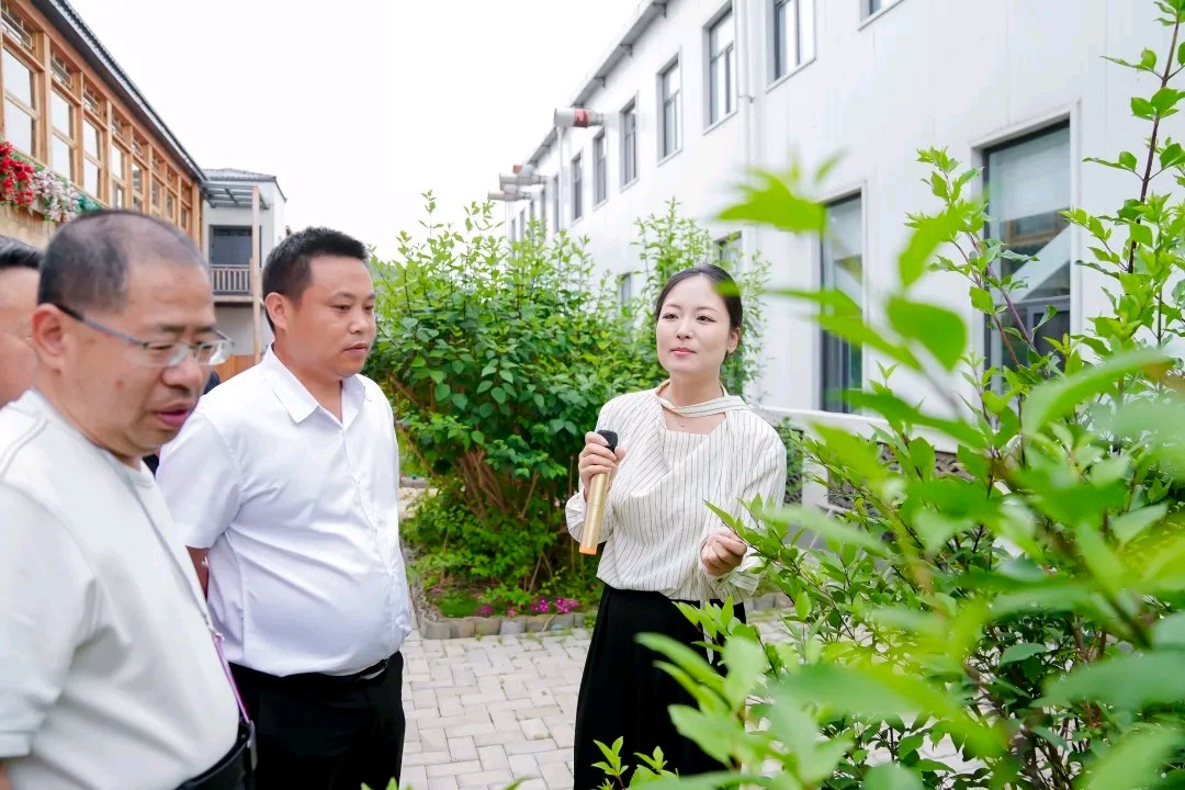 借力行业盛会 拓宽发展思路——参加第三届连翘产业大会学习取经、对接合作（图6）