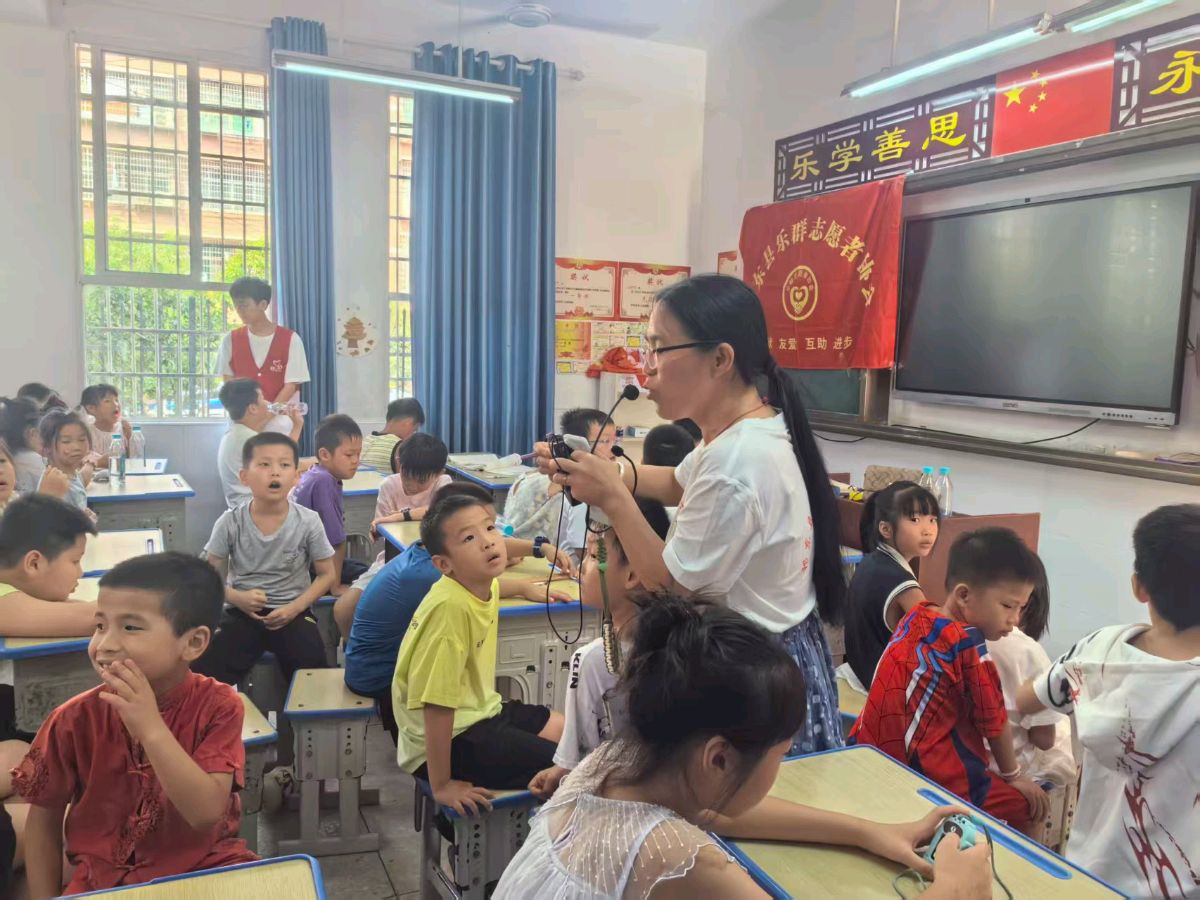 五社联动暑假托管活动今日正式结业(图2)