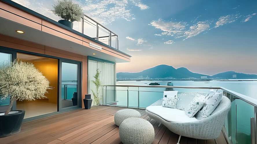 红梅诗歌文化传媒||《海景房》||作者:老来有诗名(图4)