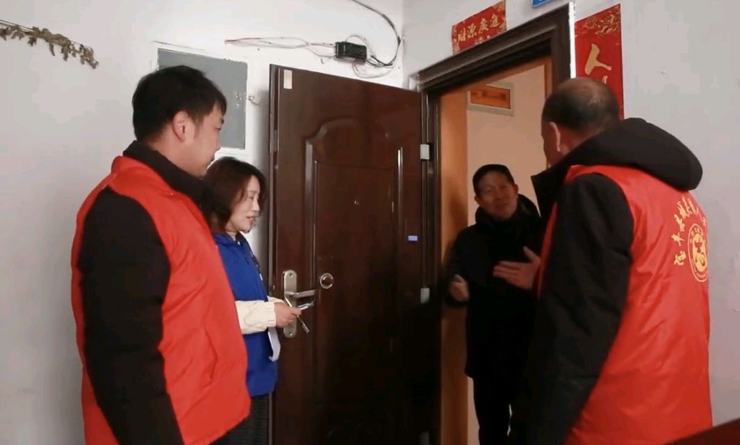 宝丰父城街道：做实“微网格” 做优“微服务” 推动“大治理”（图2）