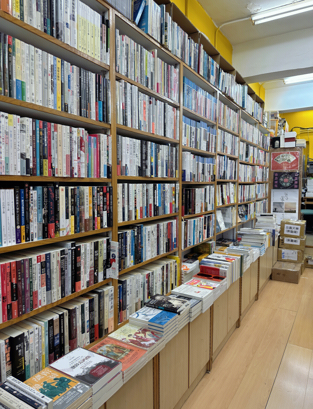 【中国雨巷文学社】北京头条 第2944期 短篇小说《晚风书店》作者:雨巷(藍調)- 杭州(图6)