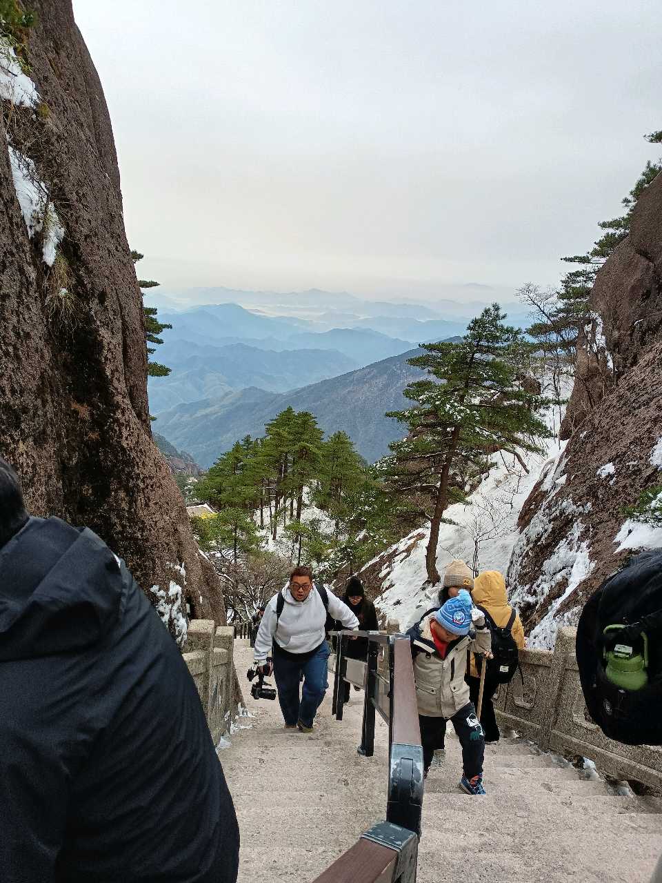 《沁园春》重登黄山作者王维宪编辑孙秀兰（图19）