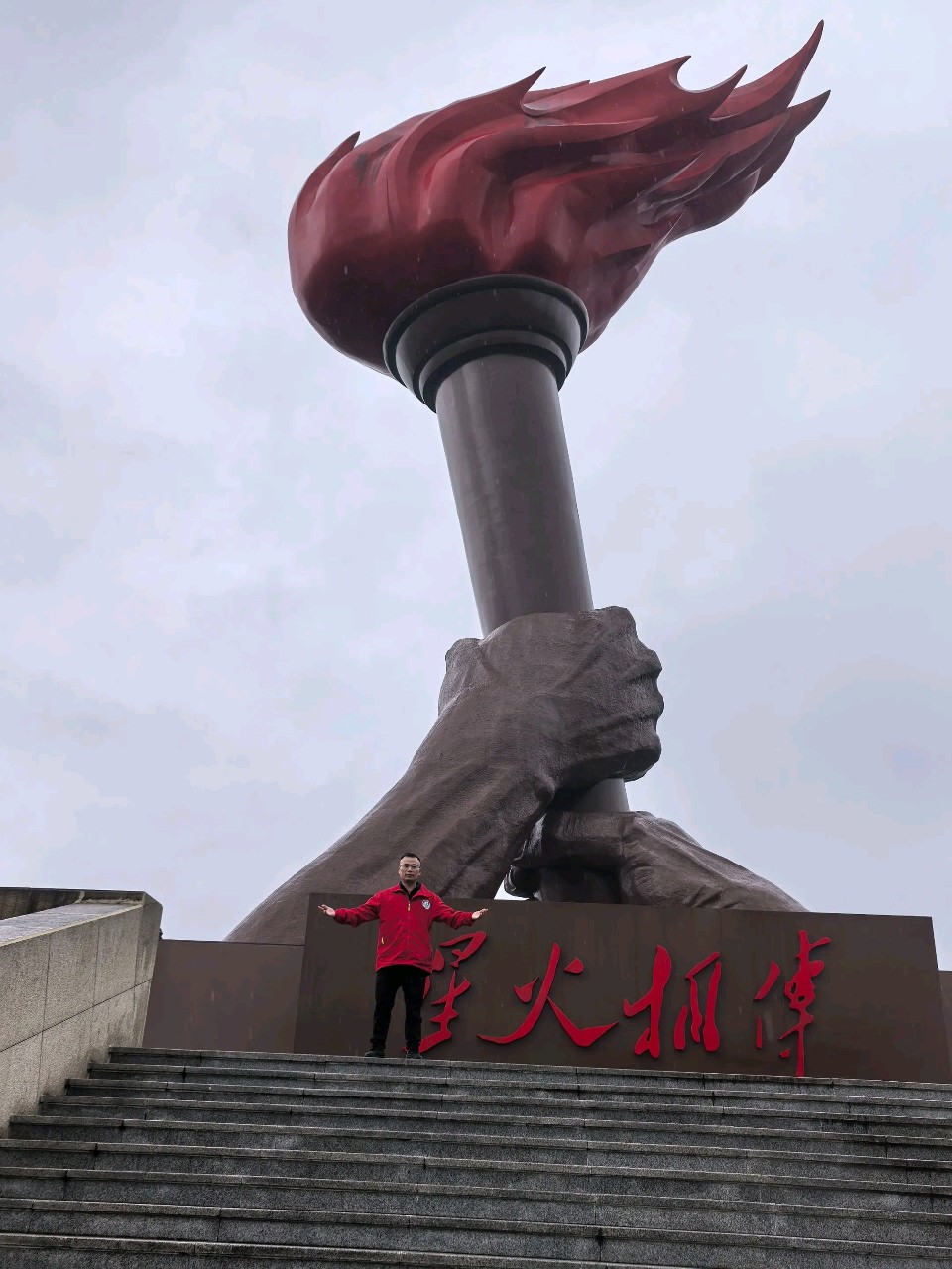 🇨🇳【中国诗人】第1093篇（名家风采）笔端生翼传诗意//文/韩龙（保安族）（图3）