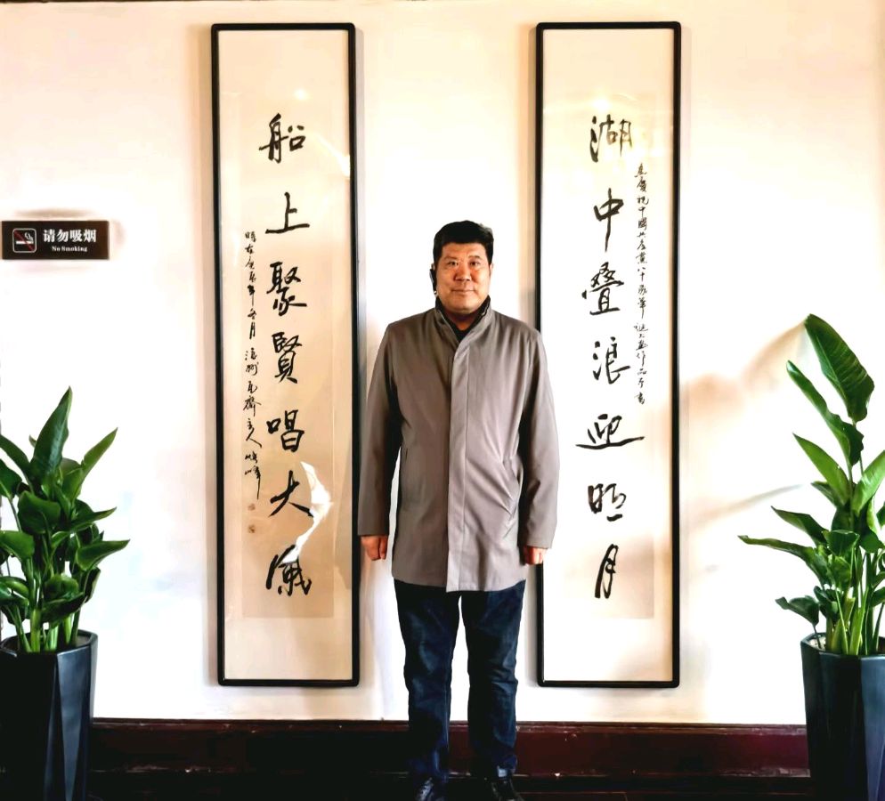 【都市头条向幸福出发编辑部】第14875期 26年前旧作再现眼前韩焕峰（图3）