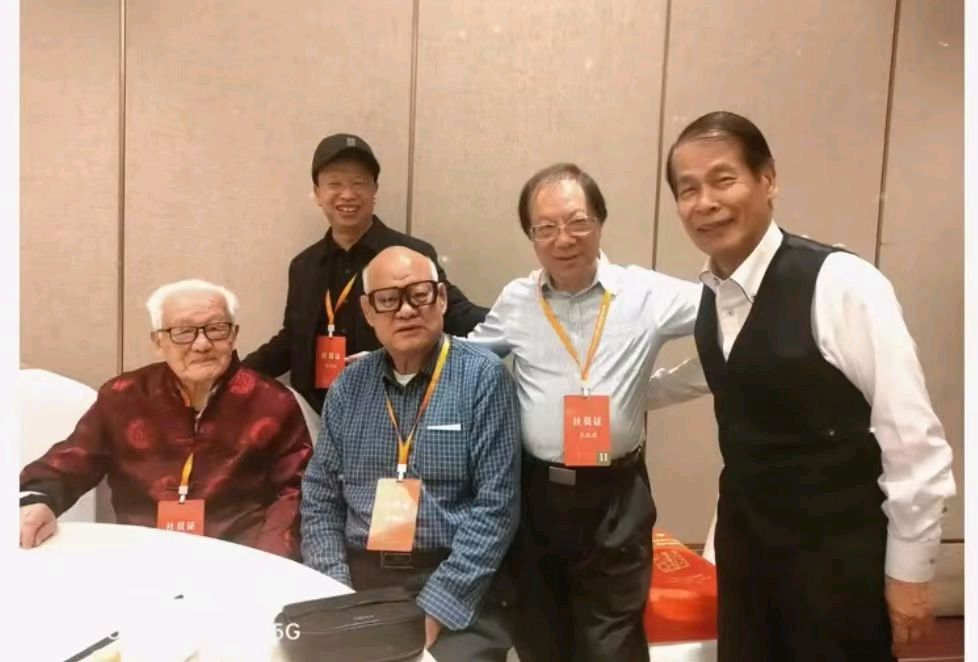 【都市头条向幸福出发编辑部】第14876期 太值得收藏的书法集一一《甲骨文妇好诃》 韩焕峰(图5)