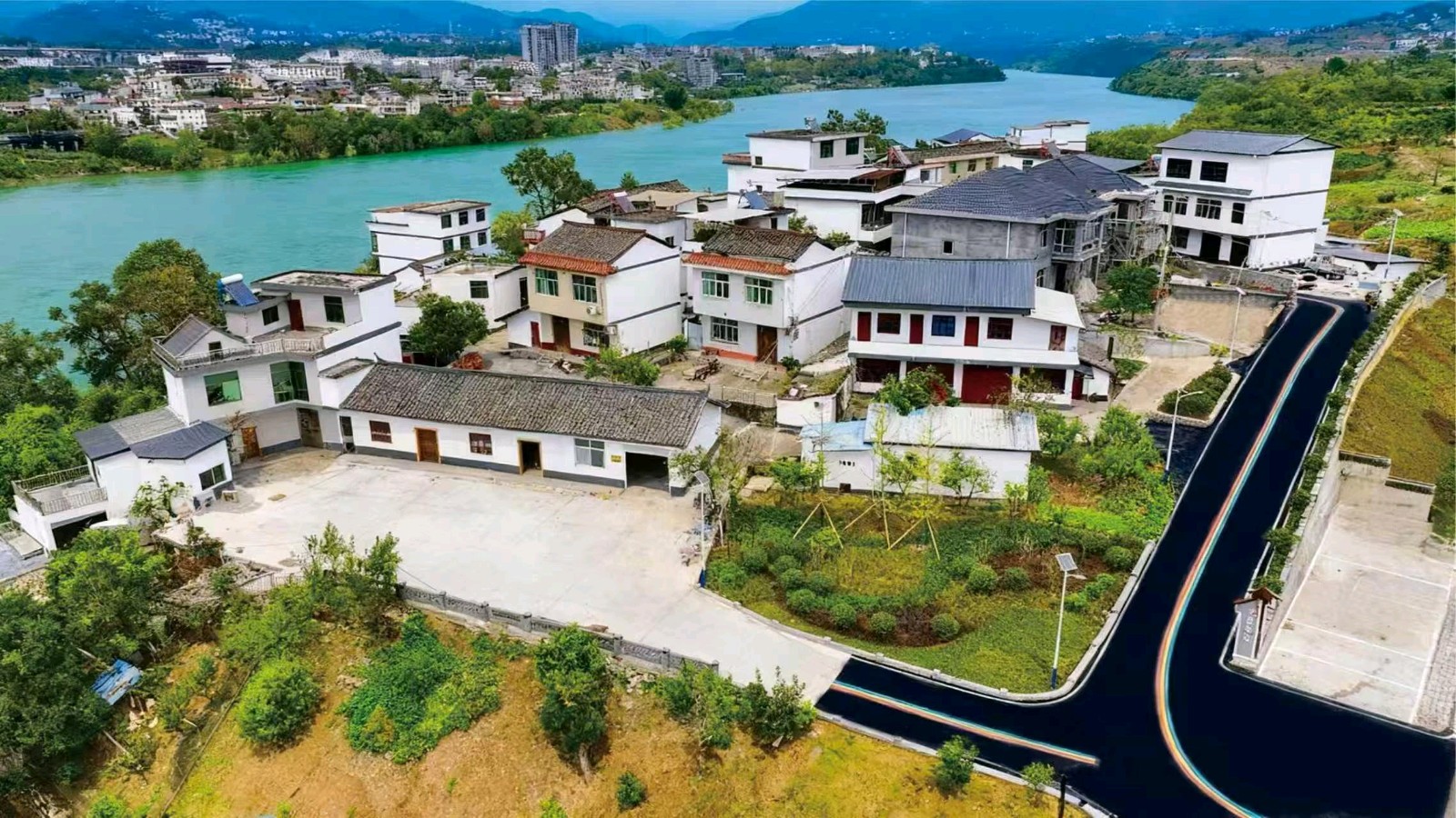 【荣耀中国】文学社*七律·春至作者/李德政（安康）（图5）
