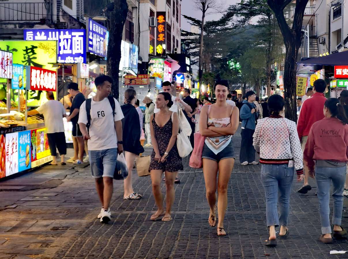 夜宿后海（图8）