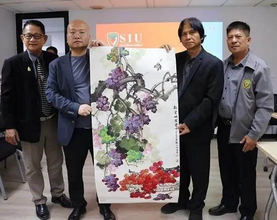 中国代表团魏之伦——走访泰国西那瓦大学进行学术交流(图18)