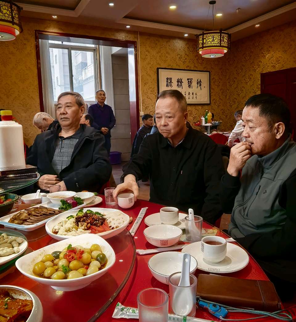 【老兵情怀】张富贵：原工兵十四团陕西省战友会在咸阳市西咸新区关中味道饭店举行迎新年战友联谊会（组诗5首）北京头条•西安头条•都市头条发布！（图17）