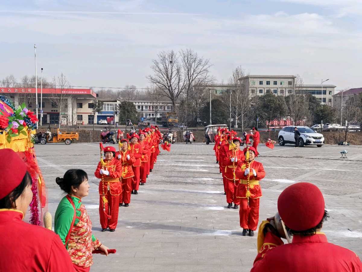 宝丰县张八桥镇:非遗闹春传民俗 欢欢喜喜年味足