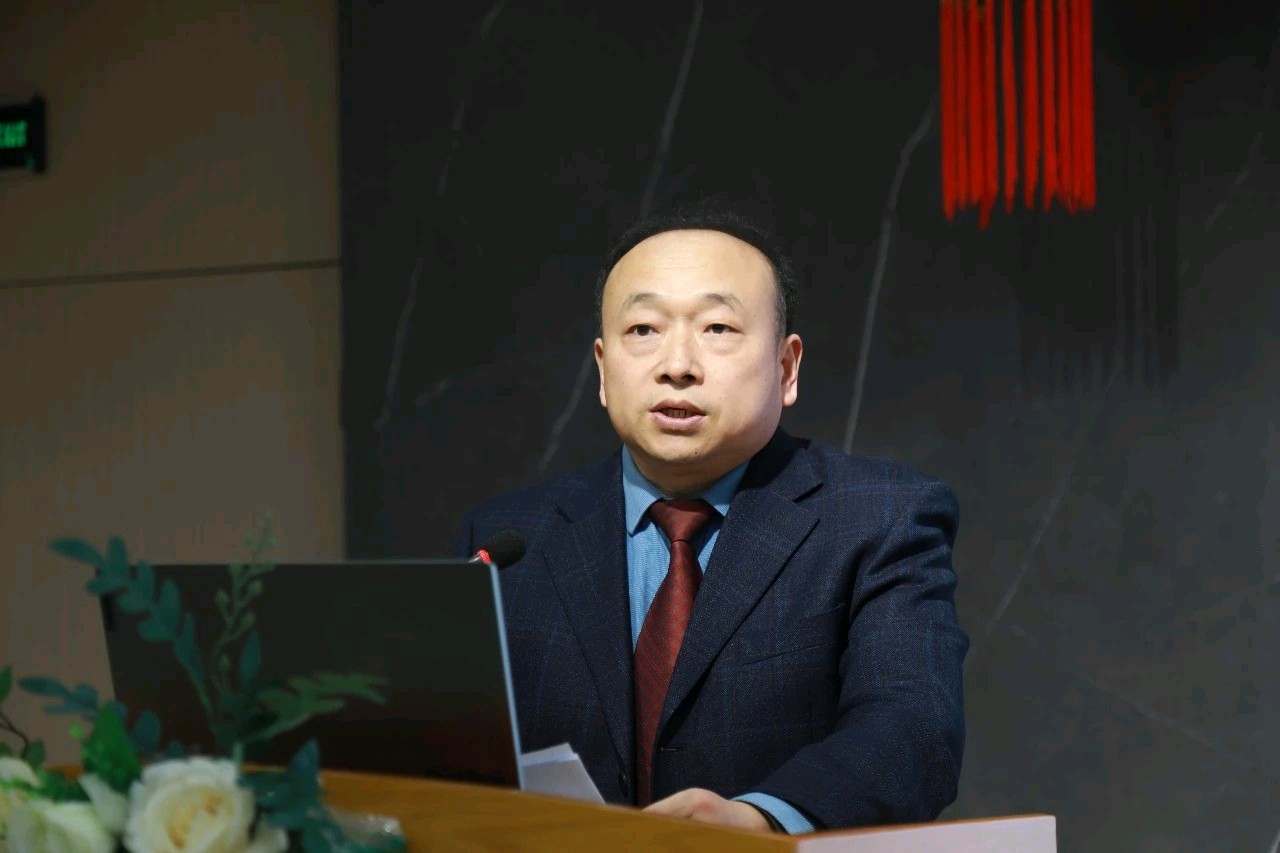 跃马扬鞭齐奋进 骐骥驰骋谱新篇 ：聊城市眼科医院隆重举行2025年度总结表彰大会（图5）