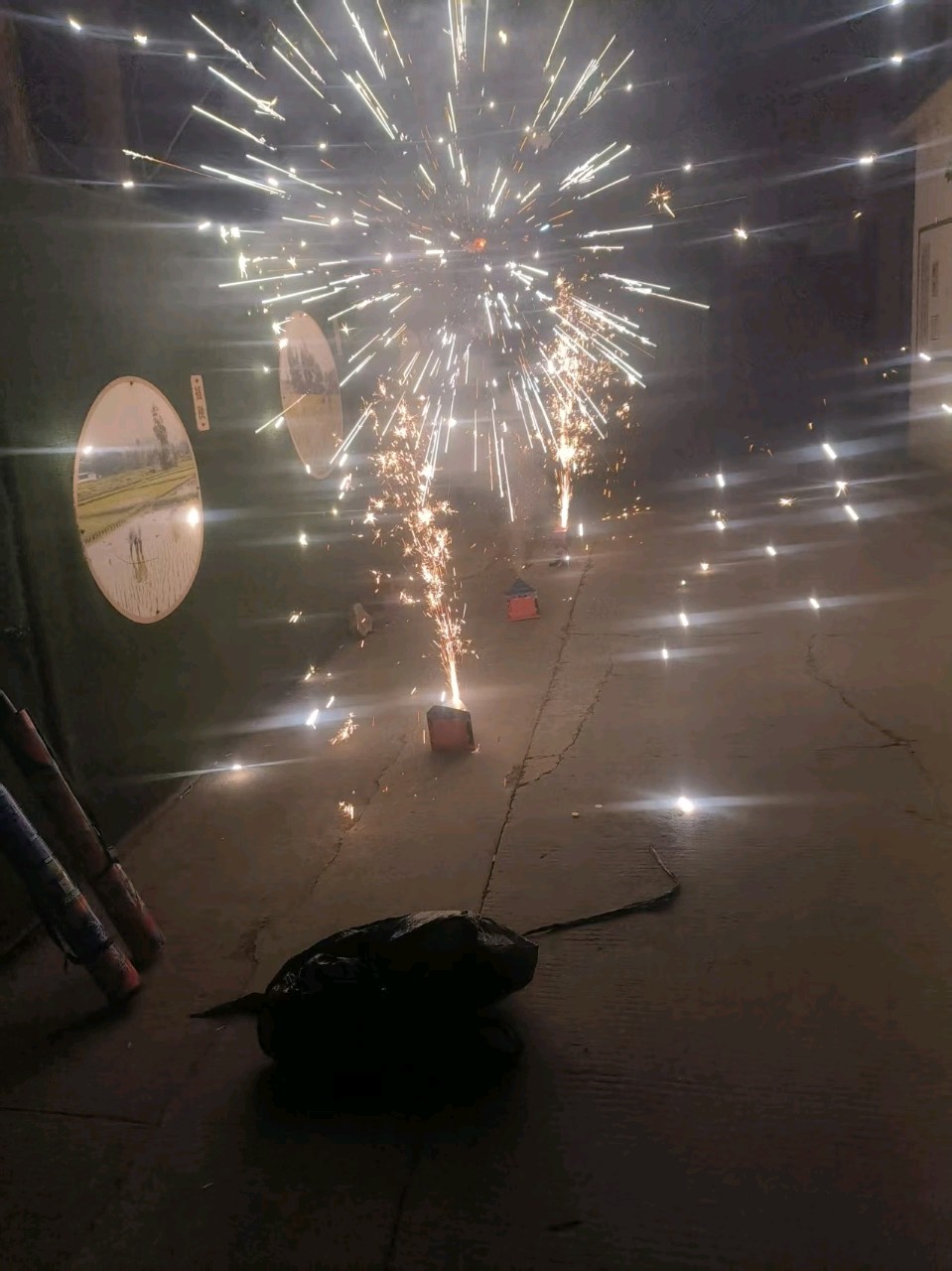 【都市精英文学社】今年(组诗)作者:那寒（图4）