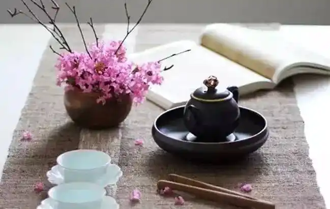 七绝·正月小闲 作者:王建（图2）