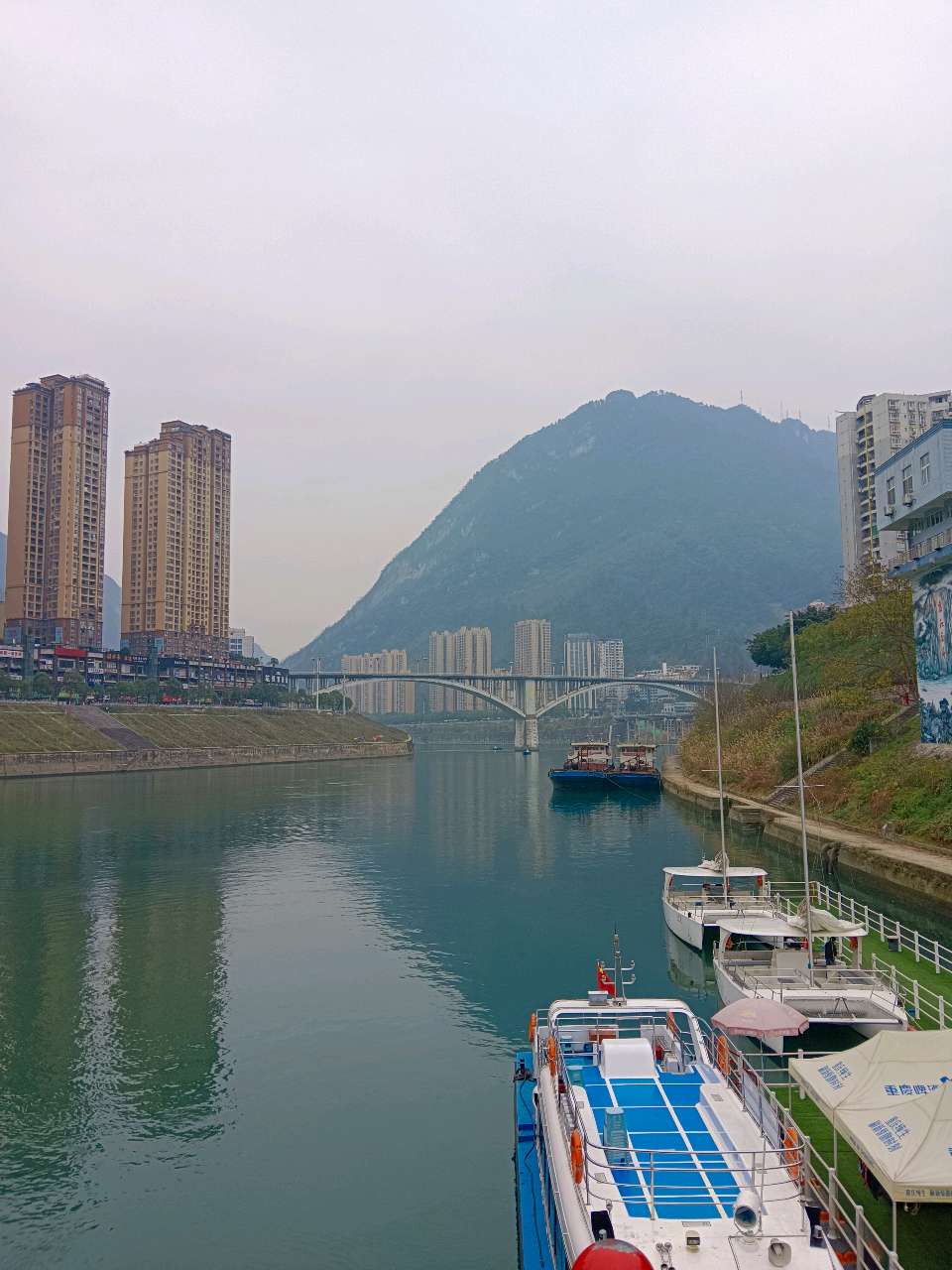 杨占礼诗词 采桑子·乌江画廊