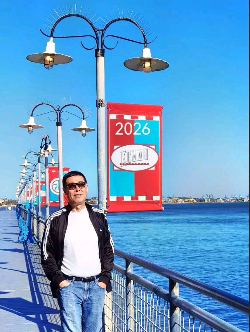 行吟.墨湾客|附全面释意解析.八种语言：墨湾客+ai