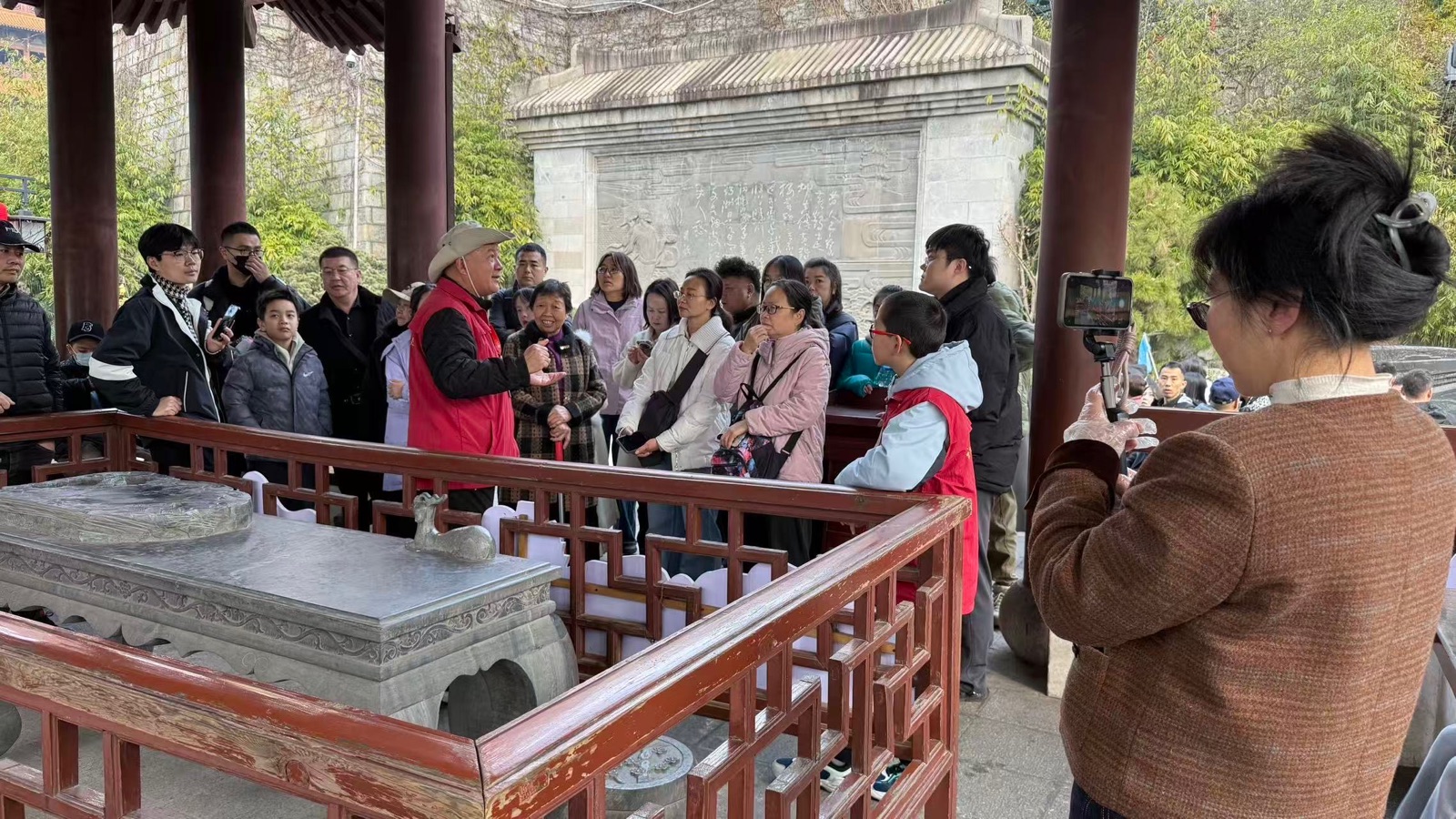 春溪｜周智敏（黄鹤楼诗词讲解志愿者）（图3）