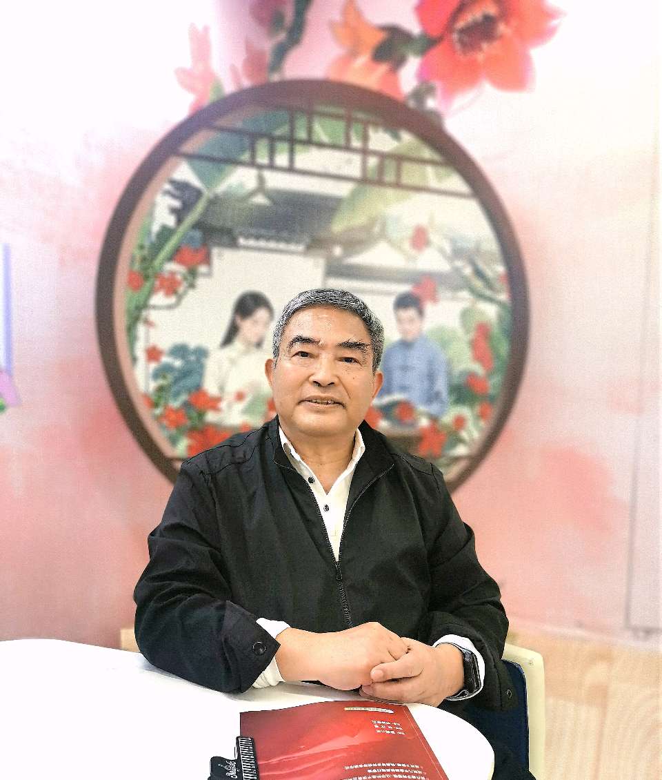 迎三八妇女节，何桂芳 黄晨 刘晓伟用钢琴舞蹈歌声绽放女人花 文/池朝兴 图/张超 视频剪辑/黄晨（图17）