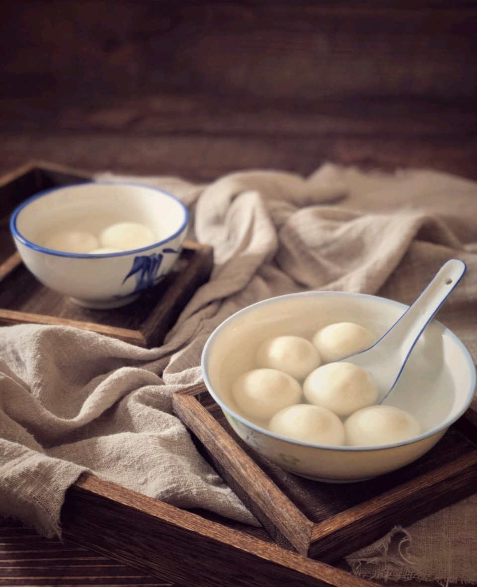 锅中的元宵锅中的我 作者/桑恒昌 赏析作者/雪湄 诵读/老菩提（图2）
