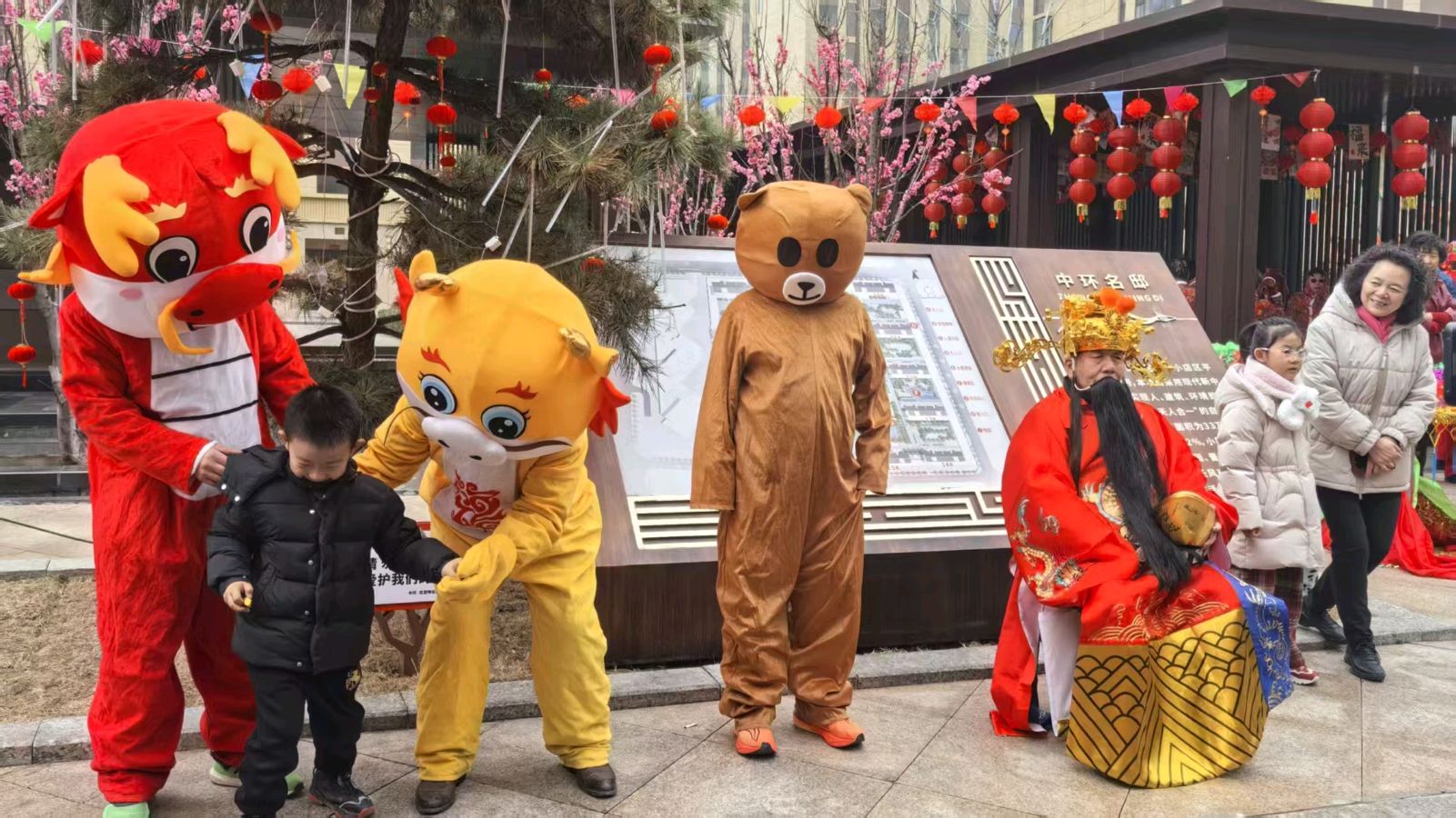 守护万家灯火 情暖元宵良辰（图4）