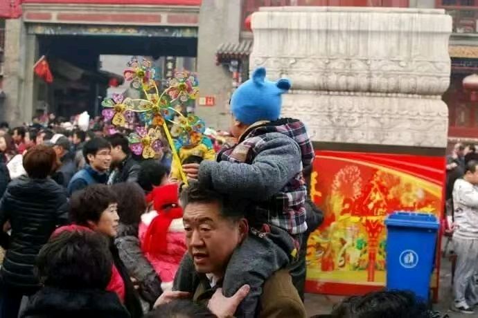 【都市头条向幸福出发编辑部】第15144期 遛百病（图3）