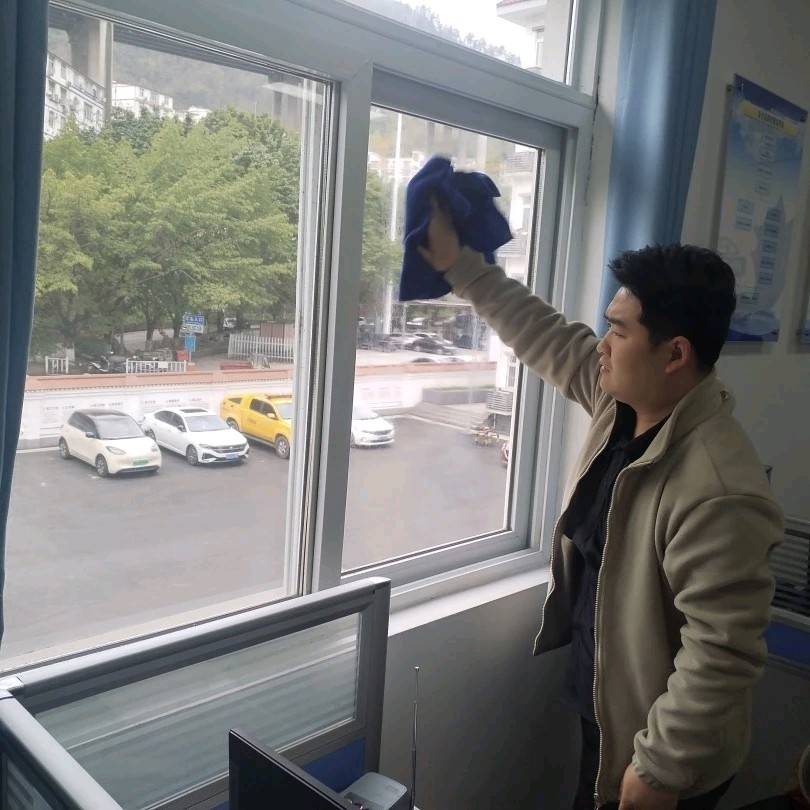「关工动态」传承雷锋精神 践行青春担当——涪陵工务段关团联手开展学雷锋系列活动（图8）