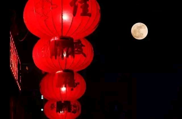 【都市头条向幸福出发编辑部】第15176期 元宵节三章 翟珍（图2）