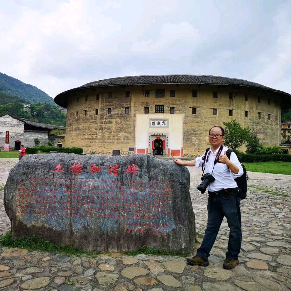 胡文冰、卢明亮、萧剑慧联袂打造微电影《桃花岛之恋》 赋能'赣南桃花岛大湾区后花园康养基地'建设（图2）