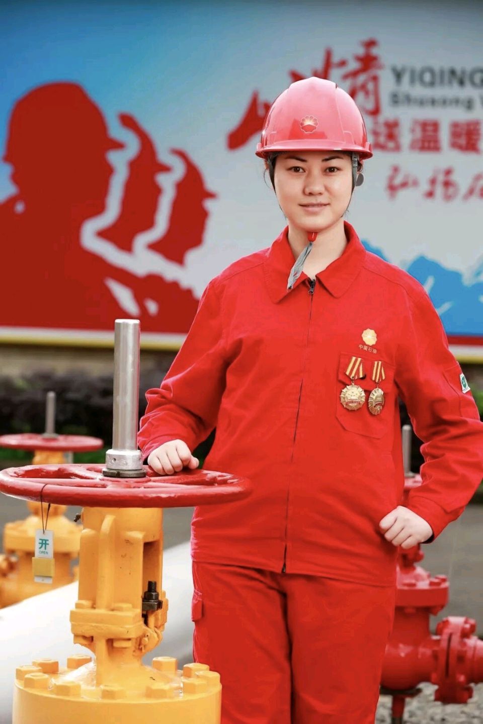 【都市头条向幸福出发编辑部】第15229期 了不起的她们 文 如月 主播 苌彦凤（图3）