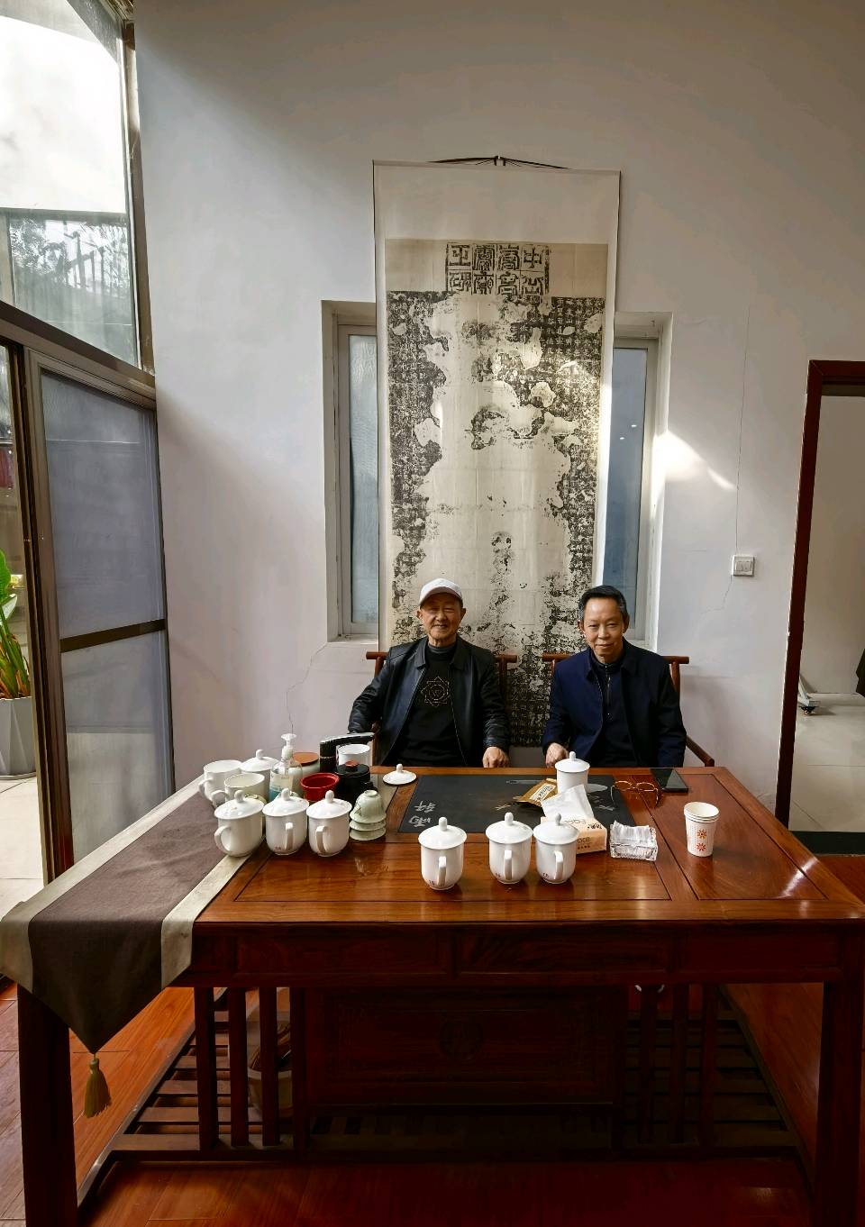 【老兵情怀•嘉陵8】张富贵：战友情缘湟水河•文朋诗友聚果州*陈清源：感任会长墨宝一一记参观嘉陵区诗词学会与书法协会展厅作品感怀及活动现场掠影*北京•都市头条发布（图68）
