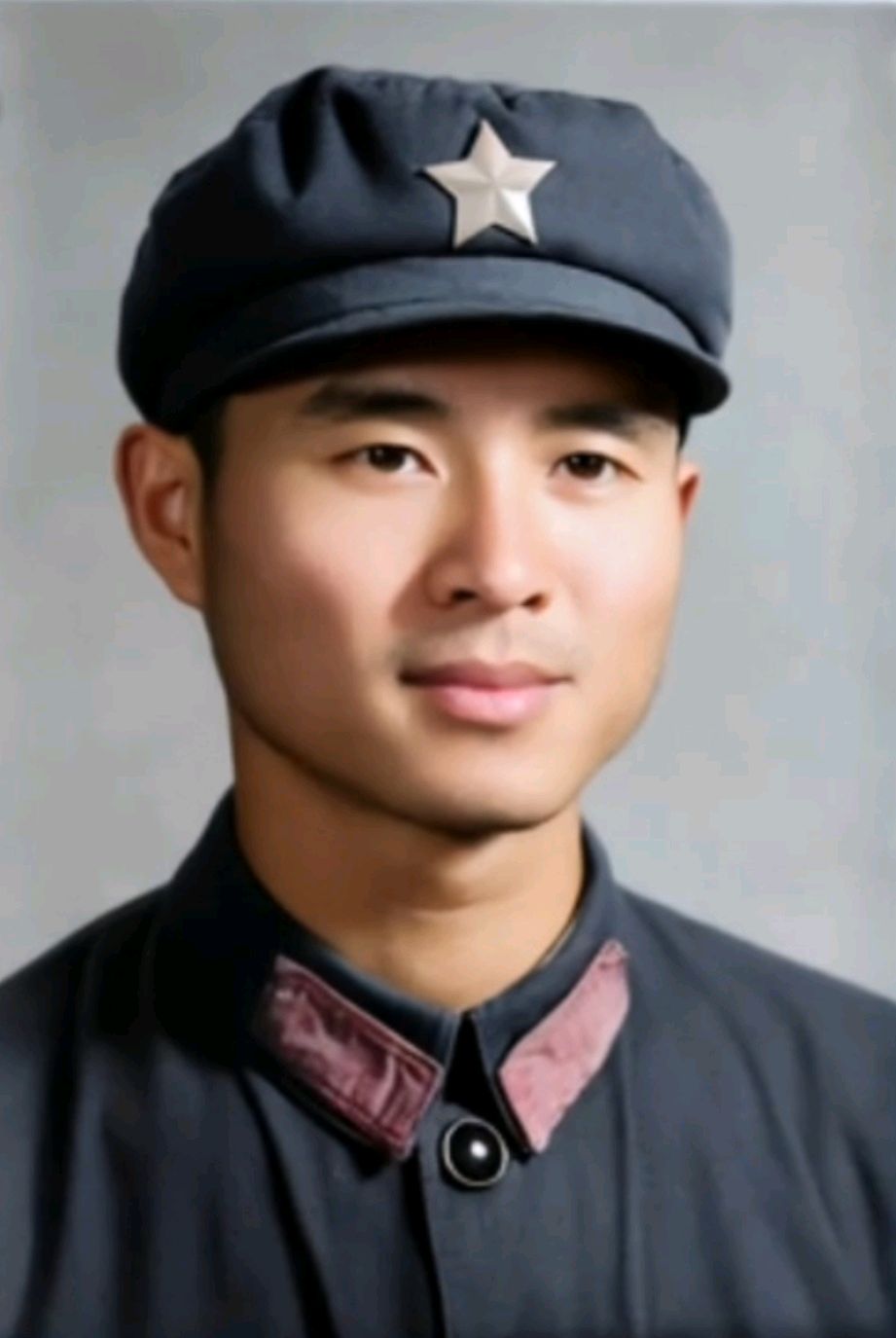军旅诗人韩春久新作《春草》华夏诗词文学社/京港澳头条（图2）