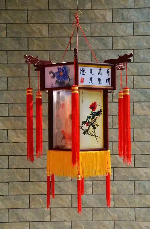草原雄鹰诗社2026笫7期精美小诗作品展播《咏走马灯》作者/草原雄鹰诗社诗人——诵读/焦丽萍（图9）