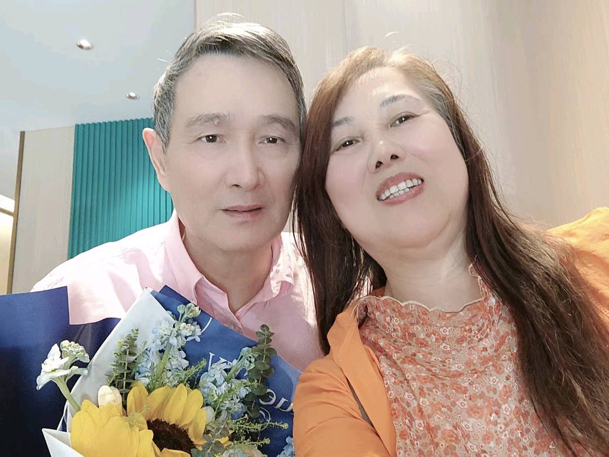 当代作家·余少华 ‖ ①古稀情暖 文缘家恩 ——感恩老记者北京之家群贺七十华诞序‖②激情点评与互动‖③致钢琴家梁畅如‖④古稀七秩 文暖情长生日感怀‖(图11)
