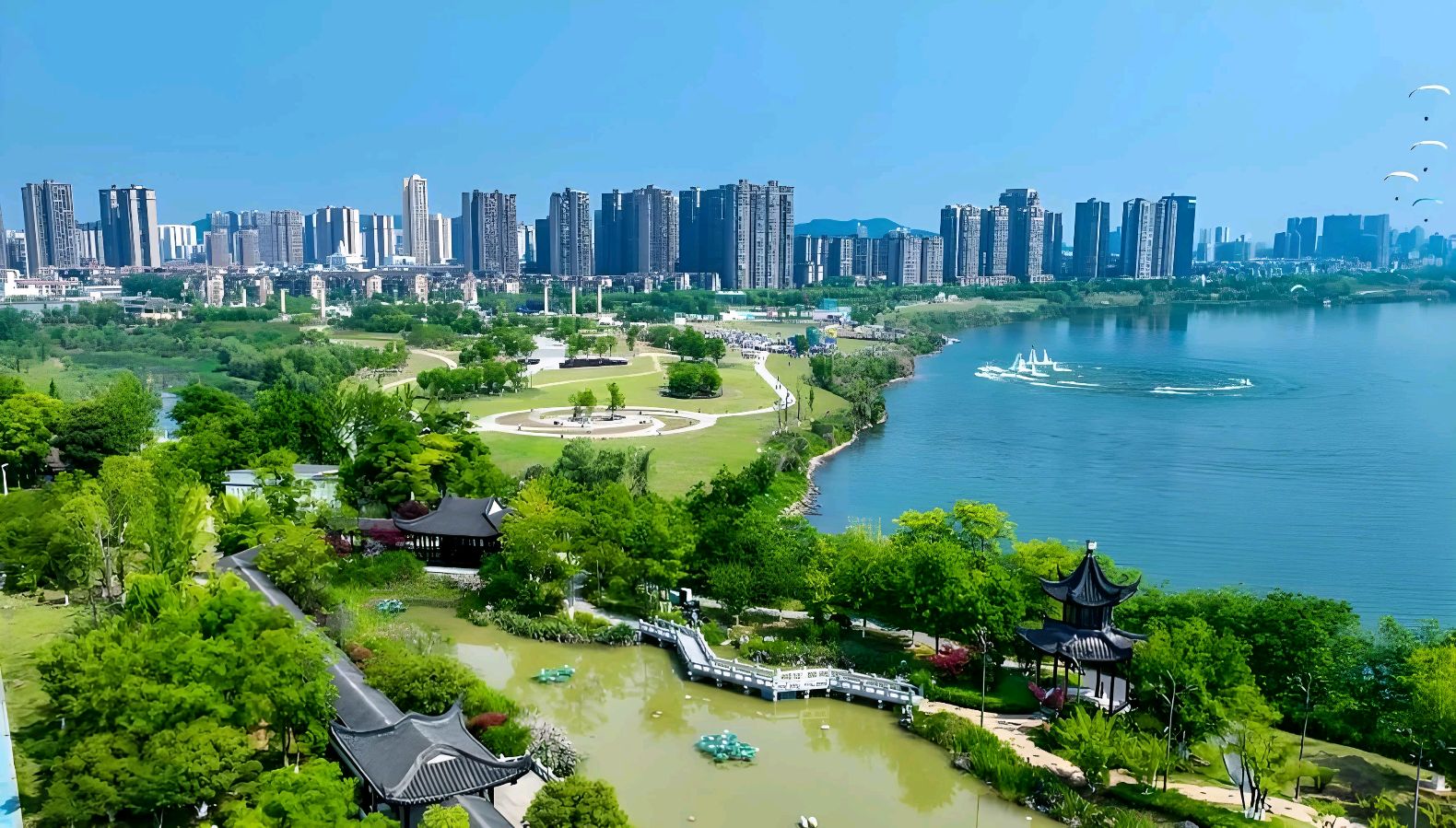 【老兵情怀•南充5】张富贵：尽情漫游嘉陵江黄金江岸•受邀参加忠超友送行晚宴（组诗6首）北京头条•西安头条•都市头条发布！（图2）