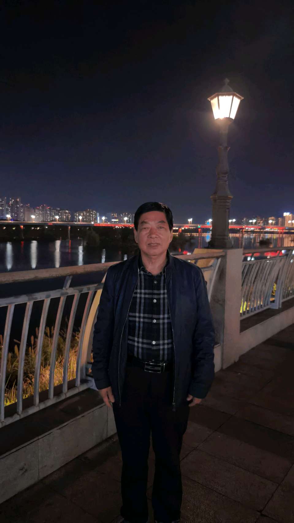 【老兵情怀•南充5】张富贵：尽情漫游嘉陵江黄金江岸•受邀参加忠超友送行晚宴（组诗6首）北京头条•西安头条•都市头条发布！（图27）