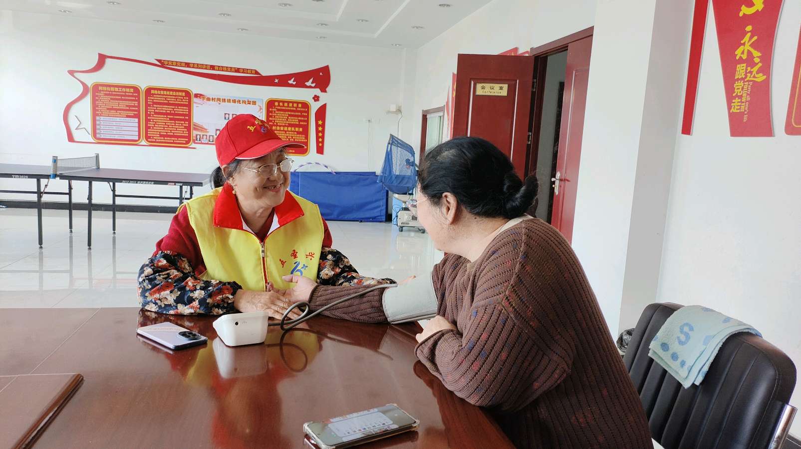 剃龙头传递温暖 文明新风润寿阳（图3）
