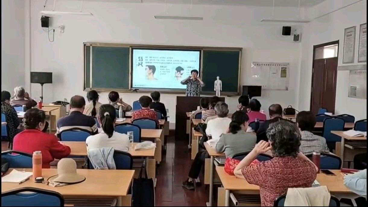 《我们正走在传播健康的路上》文/薛玉华 播讲/梦锁清秋(图2)