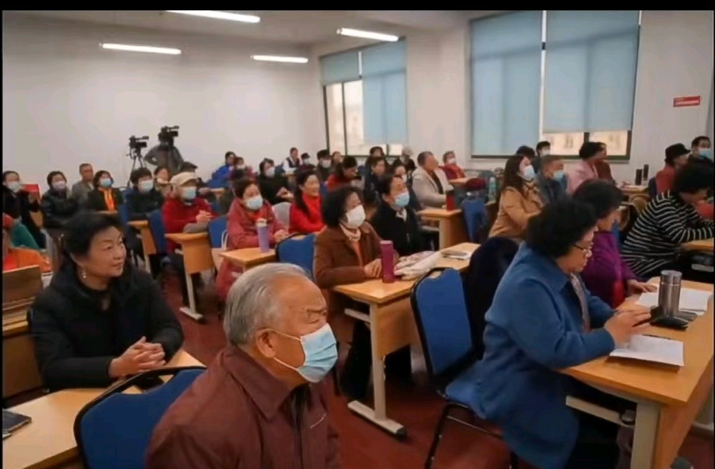 《我们正走在传播健康的路上》文/薛玉华 播讲/梦锁清秋(图3)