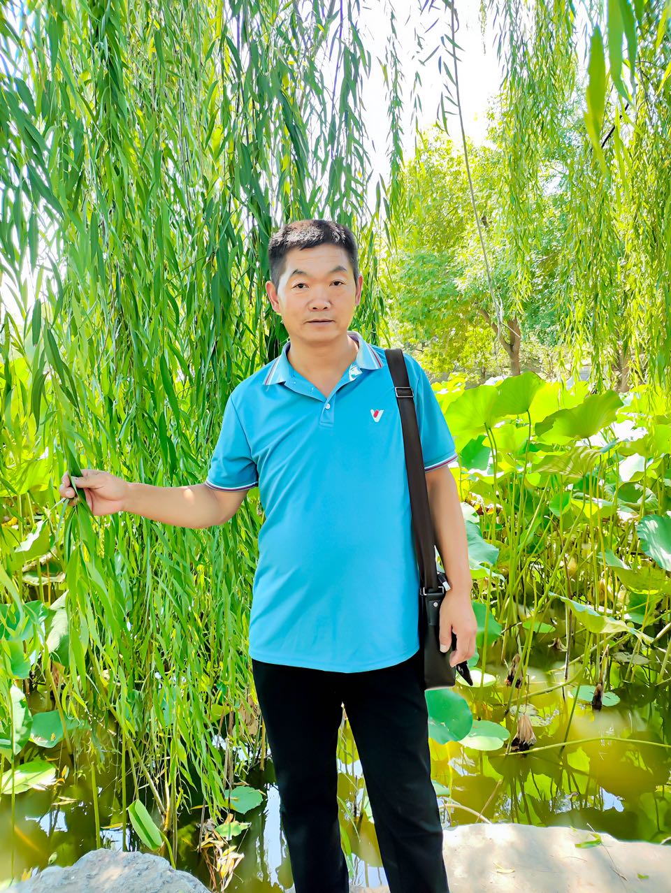 海外头条：兰姆胡杨朗诵习学林诗作《愿有岁月可回首·举案齐眉度春秋》（图9）