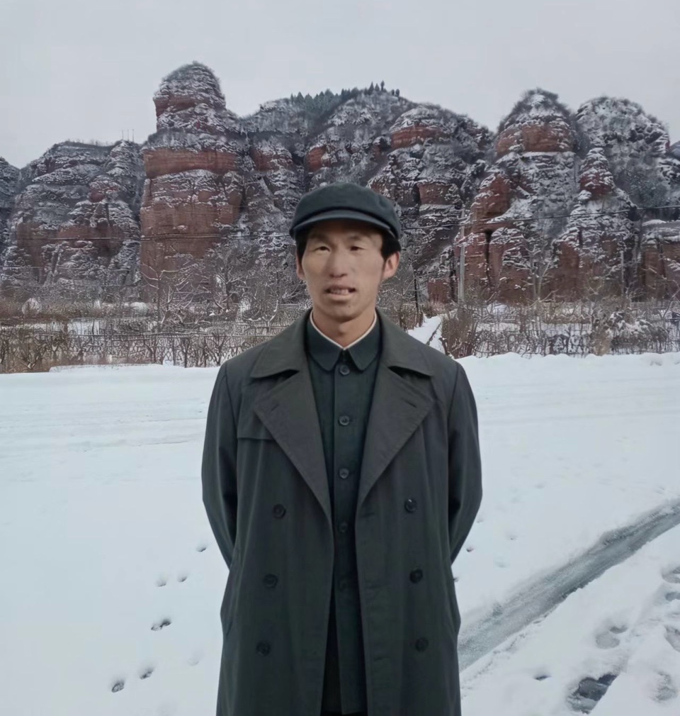 ［佳作欣赏］易名笔剑峰（诗二首）//文/陈占山（图4）