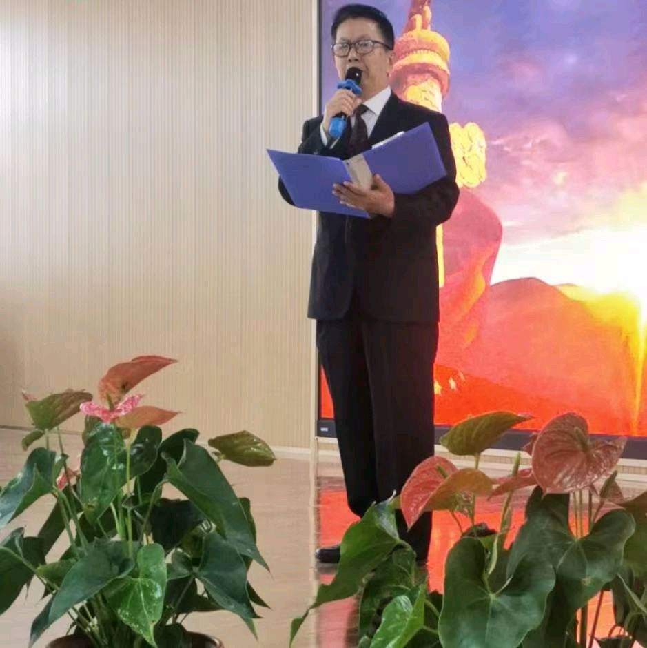 名篇名诵【人民万岁】作者王怀让 朗诵者海畔（图5）
